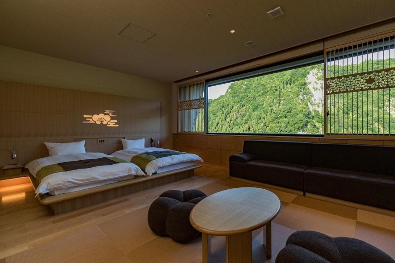 Okuhita Onsen Umehibiki Hotel Екстериор снимка