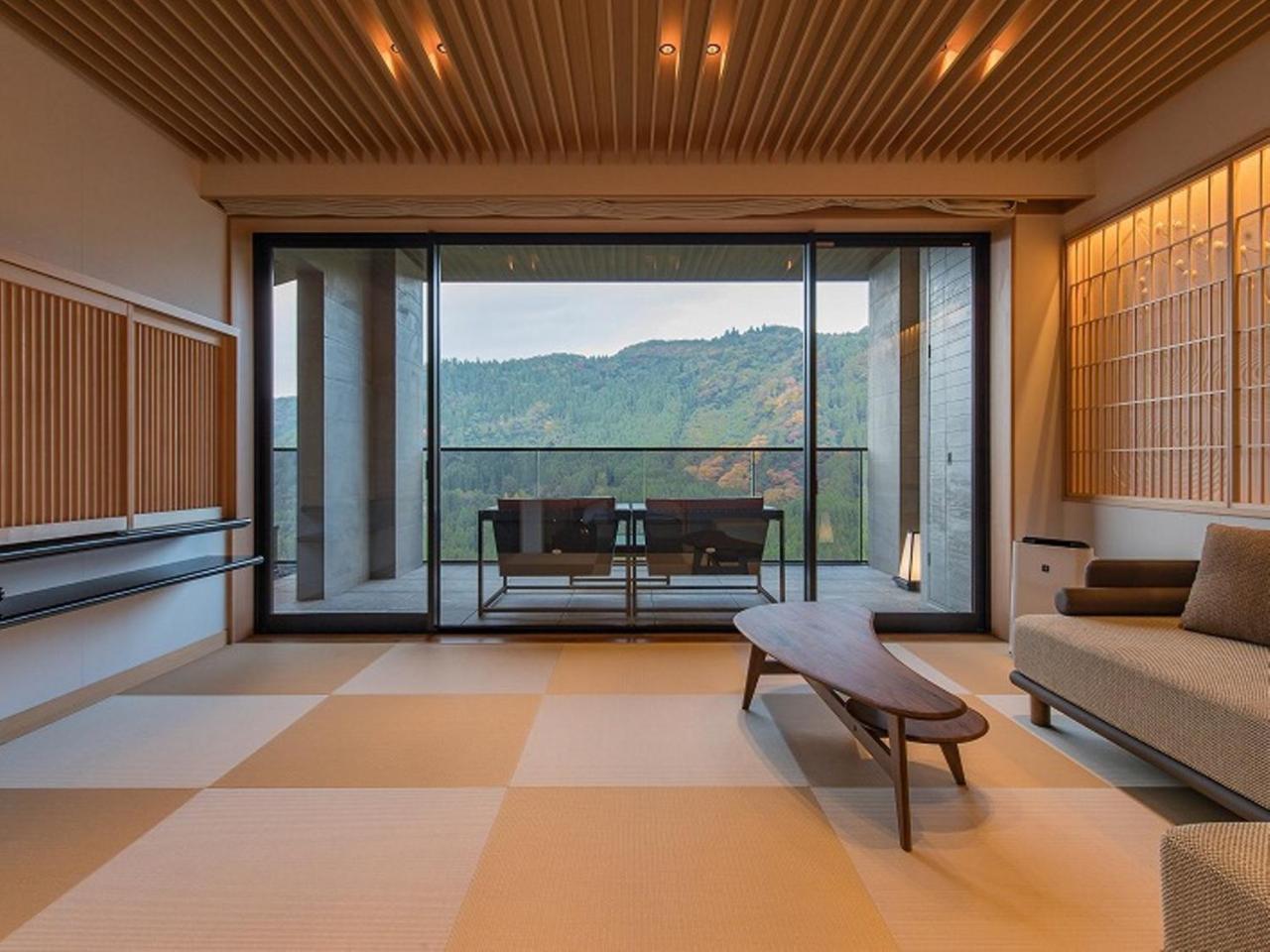 Okuhita Onsen Umehibiki Hotel Екстериор снимка